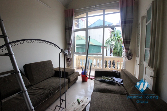 4 bedroom house for rent in Dao Tan, Ba Dinh